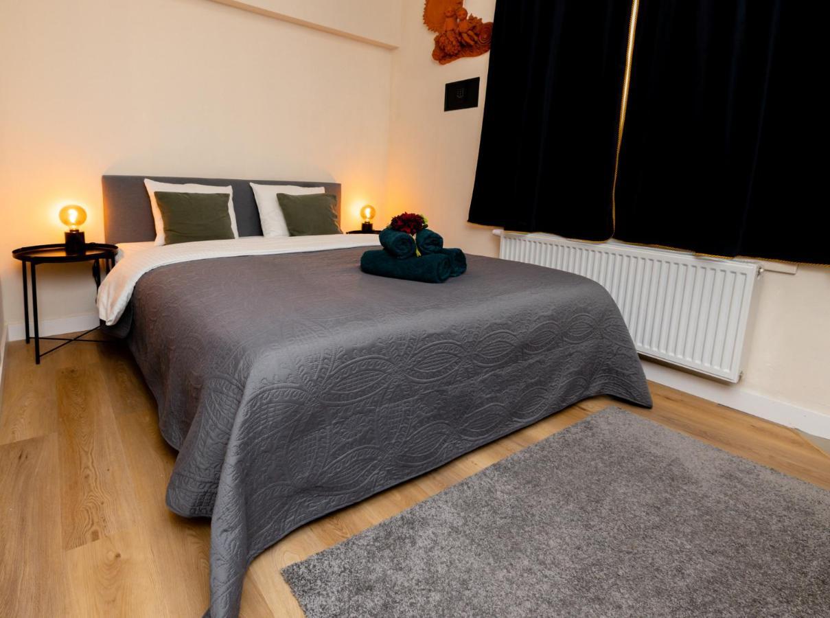 Luxury Rooms Anvers Exterior foto